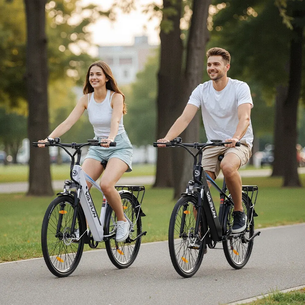 Varun S700-1 bici elettrica bianca 28 pollici adatta a utenti 150-190 cm